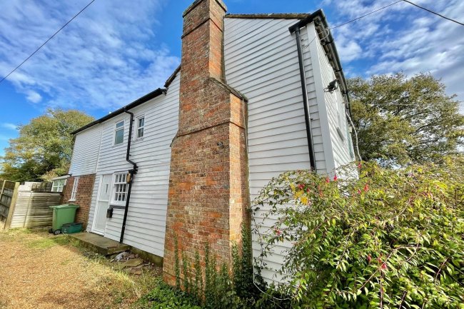 1 Southview, Nortiam Road Staplecross TN32 5QG 2