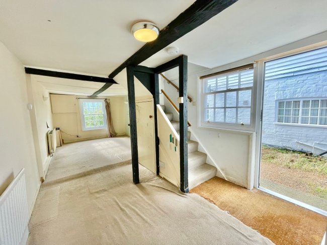 1 Southview, Nortiam Road Staplecross TN32 5QG 2