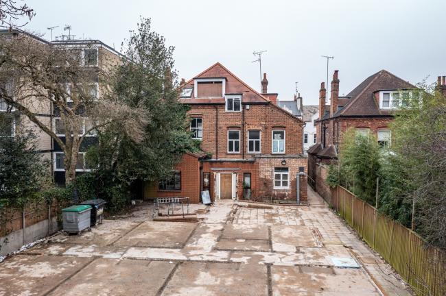 Morriss House 23 Coolhurst Road, London N8 8EP
 4