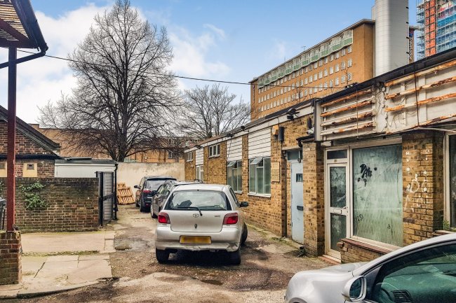 75c and 79 George Street, Croydon, CR0 1LD
 1