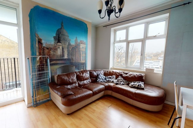 Flat 8 Chatsworth Court, Powerscroft Road, Lower Clapton, London  E5 0PS 6