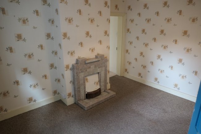 1 Rippleby Cottages, High Street, Ripley, Surrey, GU23 6AU
 2