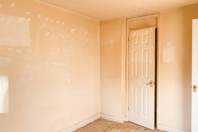 25 Caistor Close, Calcot, Reading RG31 7AY
 7