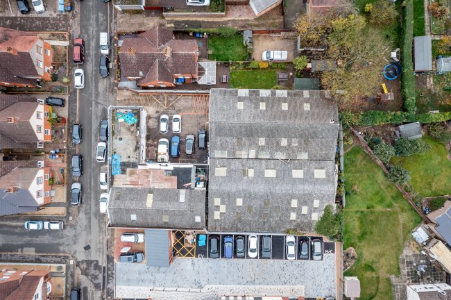 Duston Garage, 7 Peveril Road, Duston, Northampton, Northamptonshire NN5 6JW 3