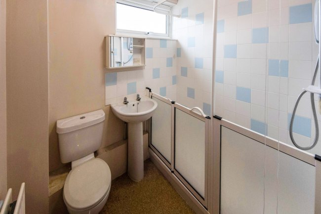 54 Windermere, Faversham, Kent ME13 8JG
 1