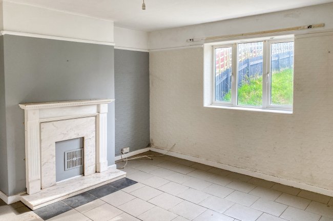 6 Boyne Road, Hastings, East Sussex TN35 5NZ
 9