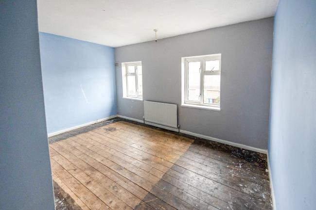 3 Brook Road, Faversham, Kent ME13 7HA
 2