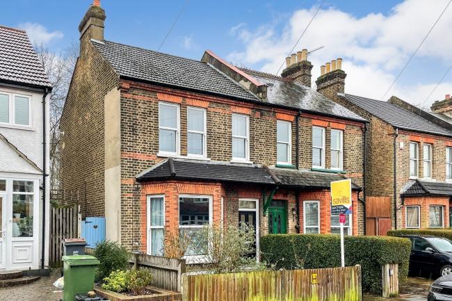 32A Warwick Road, Penge, London SE20 7YL
 10