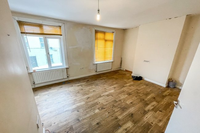 5 Sidney Road, South Norwood, London SE25 5NB
 1