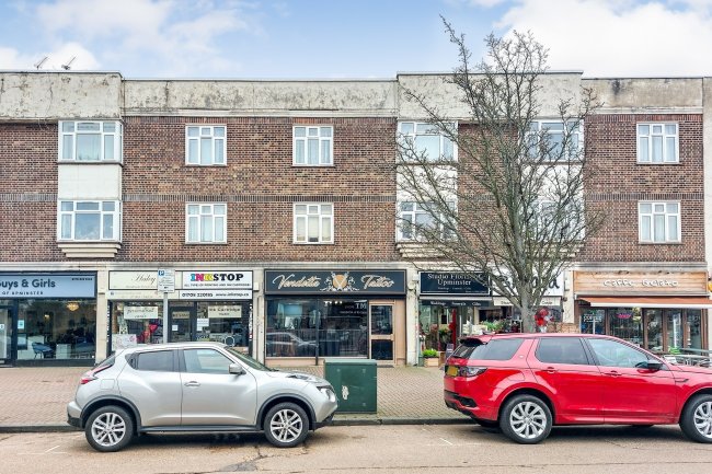 95 Corbets Tey Road, Upminster, Essex, RM14 2AH 9