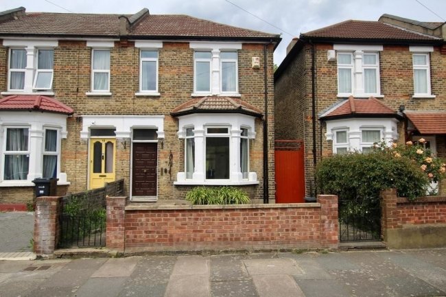 9 Eltisley Road, Ilford, Essex, IG1 2EP
 5