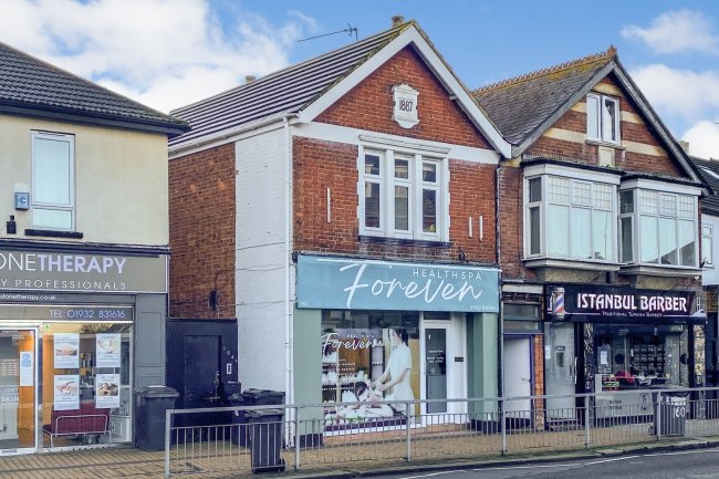 162 Station Road, Addlestone, Surrey KT15 2BD 3