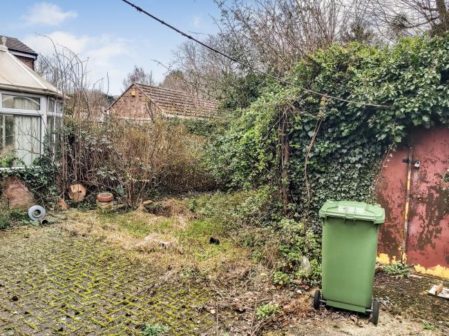 9 Manor Park, Histon, Cambridgeshire CB24 9JT 4