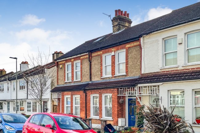 35, Allen Road, Beckenham, Kent BR3 4NU

 1