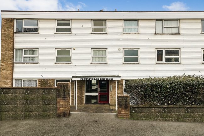 Flat 9 Norfolk House, Ellenslea Road, St Leonards-On-Sea,  East Sussex TN37 6HZ 
 5