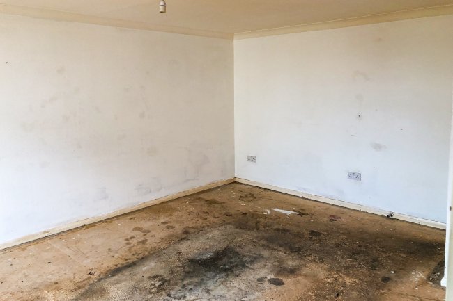 Flat 9 Norfolk House, Ellenslea Road, St Leonards-On-Sea,  East Sussex TN37 6HZ 
 5