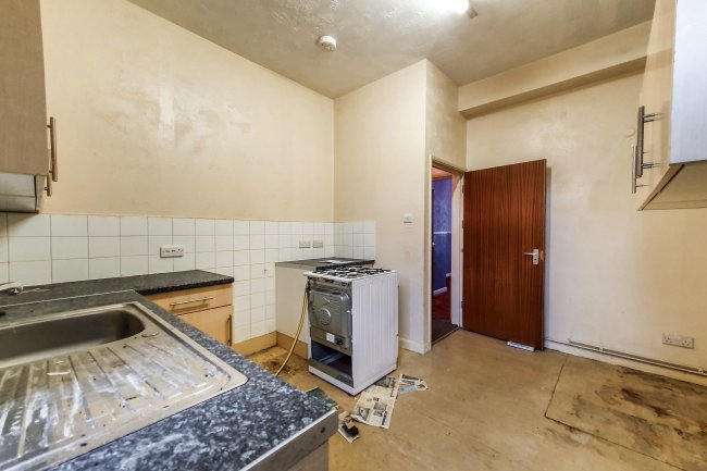 67A Allfarthing Lane, Wandsworth, London SW18 2AR
 6