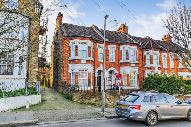 67A Allfarthing Lane, Wandsworth, London SW18 2AR
 6