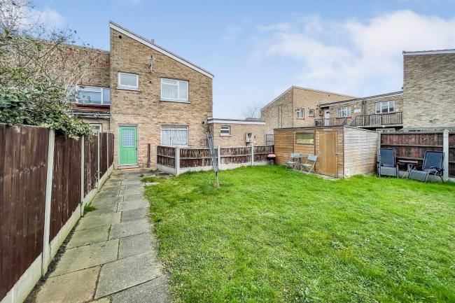 130 Oxwich Close, Corringham, Stanford-Le-Hope, Essex SS17 7JZ 10