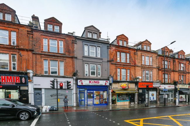 116B Upper Clapton Road, Clapton, London, E5 9JY
 8