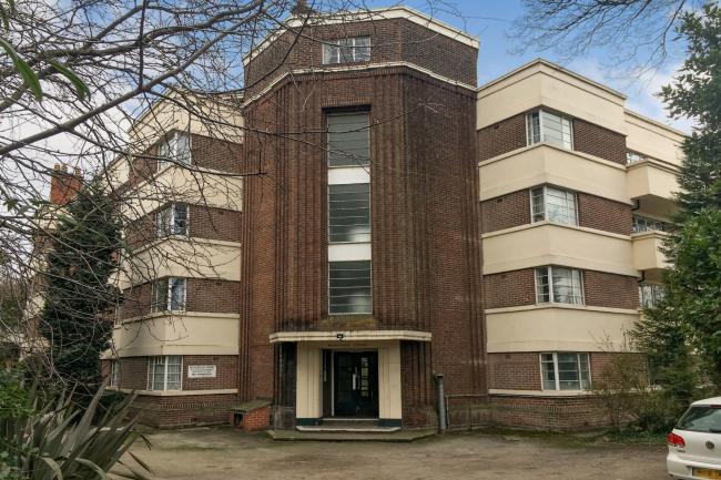 29 Mansfield Court, Mansfield Road, Nottingham, Nottinghamshire, NG5 2BW
 4