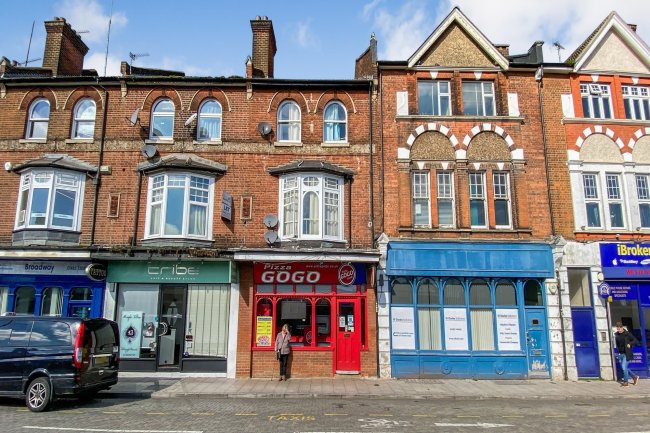 8 The Broadway, Woking, Surrey GU21 5AP
 9