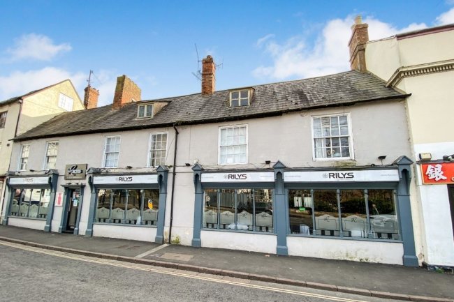 2-3 Waterside, Evesham WR11 1BS 5