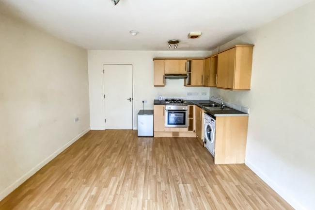 1 Addington Court Apartments, 362 London Road, Portsmouth PO2 9JY
 8