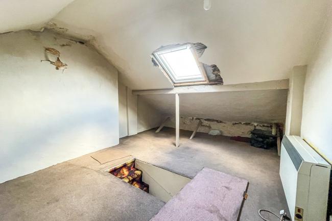 22 East Grove, Sherwood Rise, Nottingham, NG7 7LP
 5