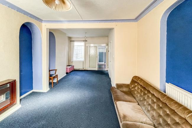 22 East Grove, Sherwood Rise, Nottingham, NG7 7LP
 5