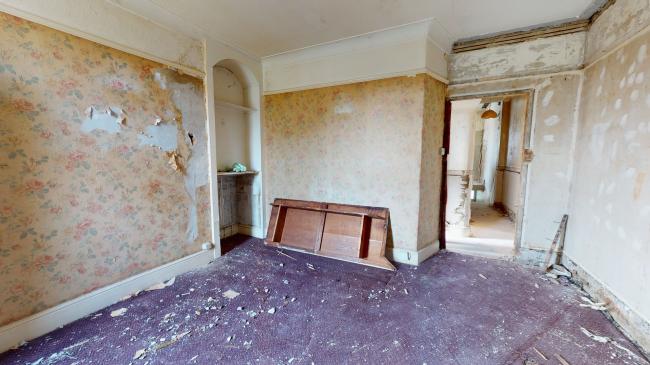 140 Durham Road, Raynes Park, London, SW20 0DG 10