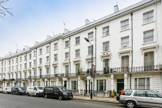 250B Gloucester Terrace, Bayswater, London W2 6HU
 6