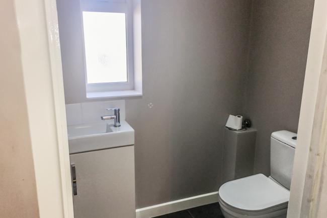 18 Swinburne Avenue, Hitchin, Hertfordshire, SG5 2RD
 4