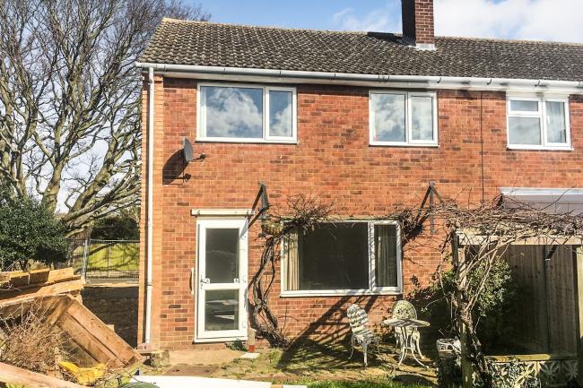 18 Swinburne Avenue, Hitchin, Hertfordshire, SG5 2RD
 4