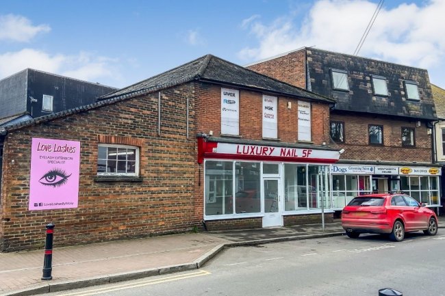 5 George Street, Hailsham, East Sussex BN27 1AD 6