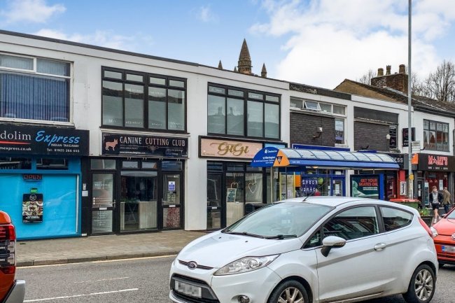 32 London Road, Stockton Heath, Warrington WA4 6HN
 1