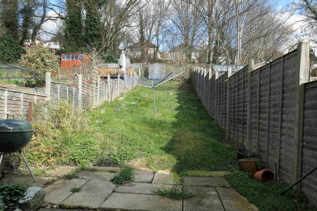 37 Hivings Hill, Chesham, Buckinghamshire HP5 2PG
 1