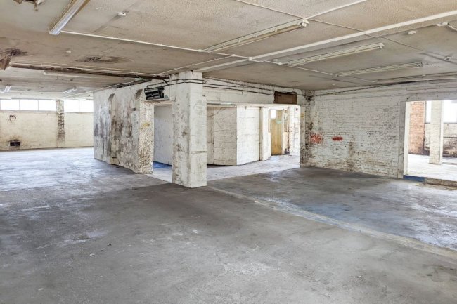 Weldon House, Junction Road, Croydon CR2 6RB
 1