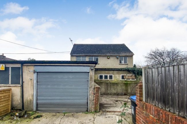 Weldon House, Junction Road, Croydon CR2 6RB
 1