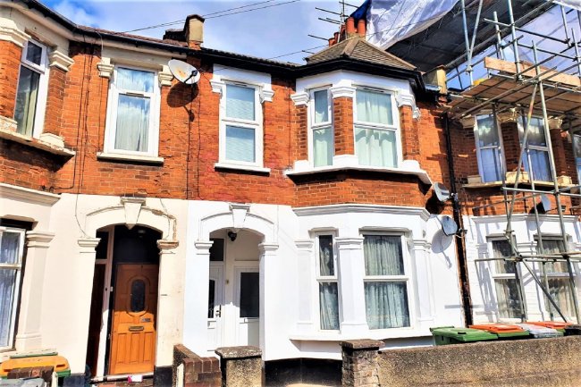 56 Caledon Road, London, E6 2HB 9