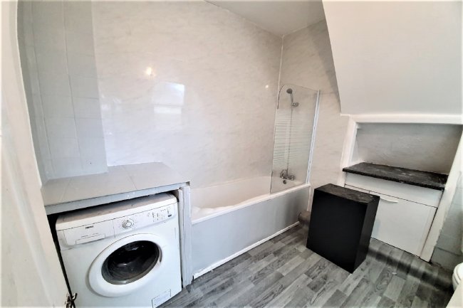 56 Caledon Road, London, E6 2HB 9