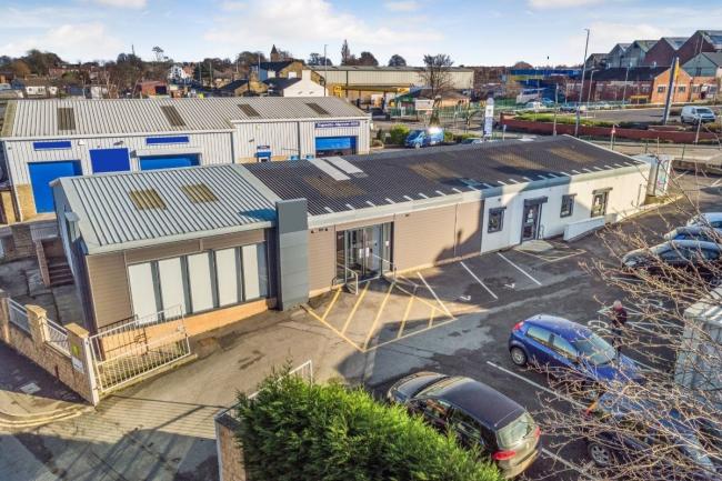 2 Arthur Street, Stanningley, Leeds LS28 6JY
 3