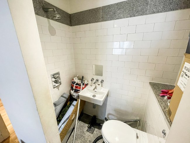 Apartment 514,  6 Oldham Road, Manchester, M4 5DB
 2