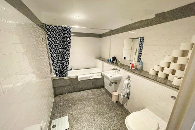 Apartment 506,  6 Oldham Road, Manchester, M4 5DB
 1