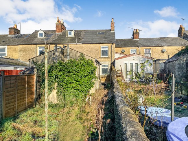 10 Park Lane, Chippenham, Wiltshire SN15 1LR 2