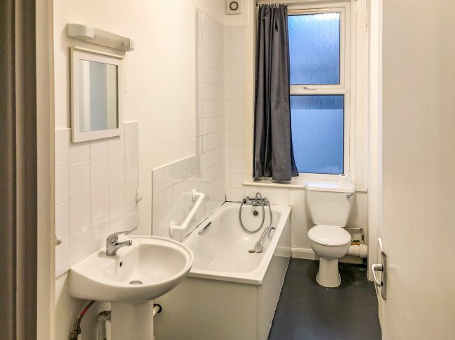 15A & 15B Cloudesley Road, St Leonards-on-Sea TN37 6JW 4