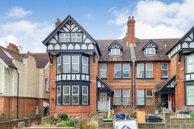 15A & 15B Cloudesley Road, St Leonards-on-Sea TN37 6JW 4