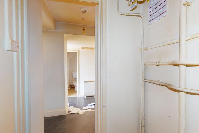 250A Gloucester Terrace, Bayswater, London, W2 6HU
 5