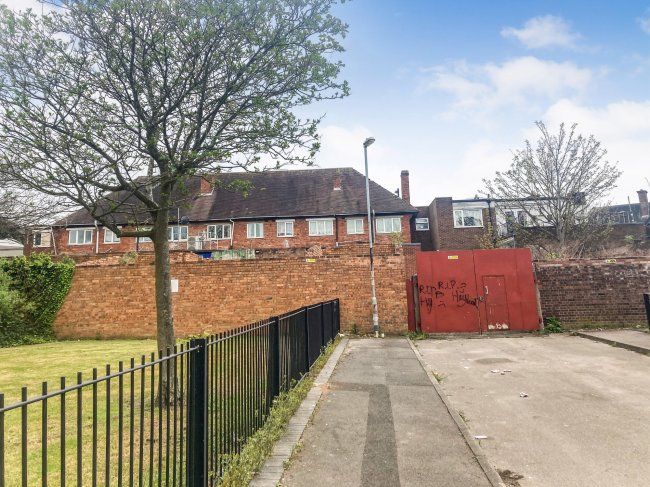 249-261 Blakenhall Lane, Walsall, West Midlands WS3 1HJ 4