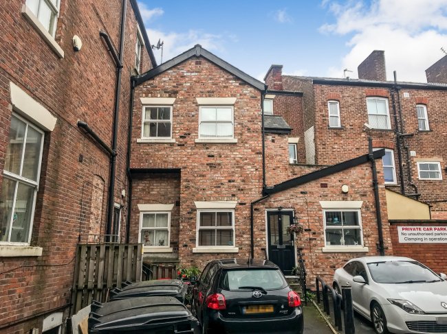 33/35 Middle Hillgate and 1 Waterloo Road, Stockport, Cheshire SK1 3BD 3